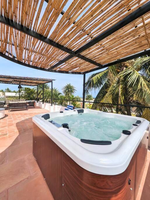 Cove Luxury Beach Villa Mahabalipuram Bagian luar foto