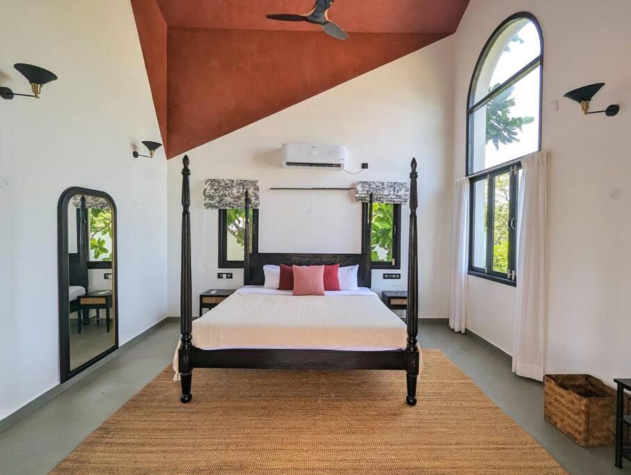 Cove Luxury Beach Villa Mahabalipuram Bagian luar foto